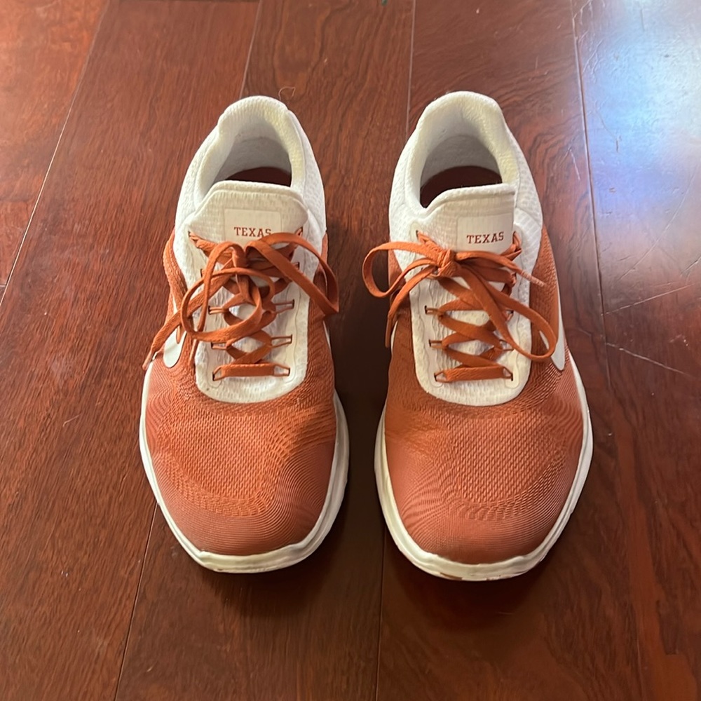 Nike Men’s Texas Longhorn Tennis Shoes Size 8.5